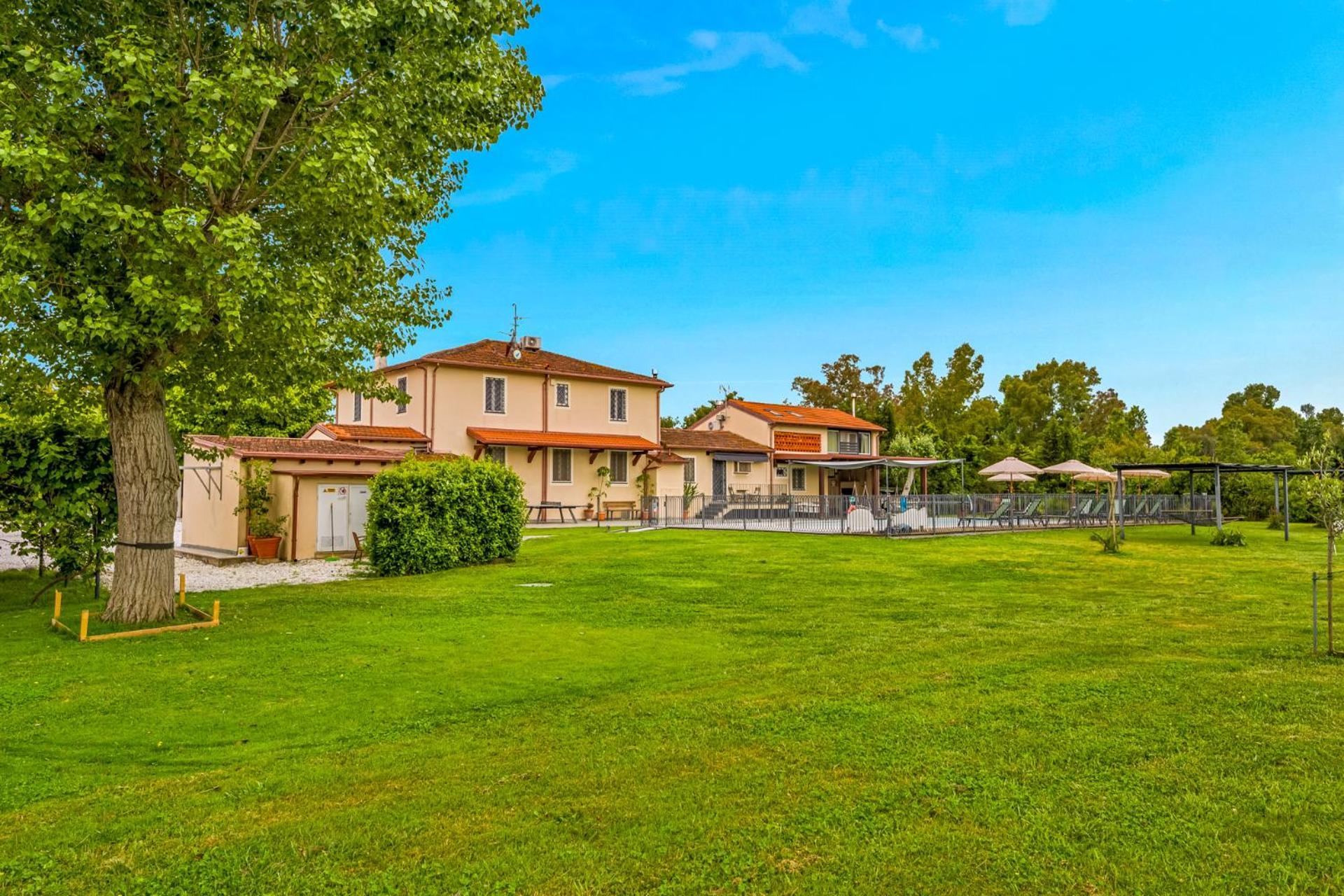 Vistalago Versilia Massarosa Exterior foto